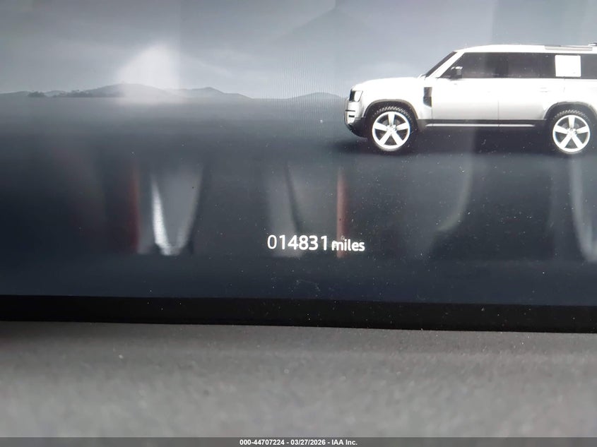 2025 Land Rover Defender 110 P300 VIN: SALEJ7EX5S2391387 Lot: 44707224