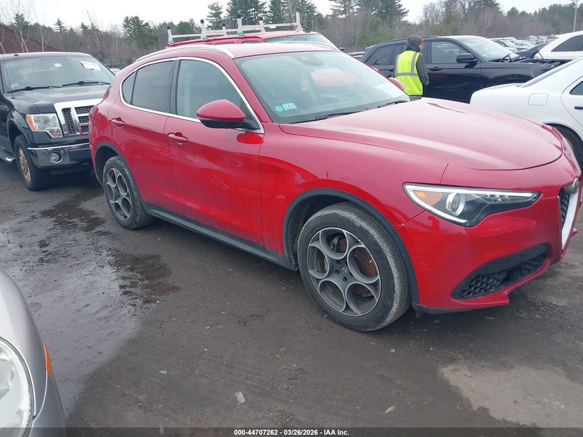 2018 ALFA ROMEO STELVIO AWD