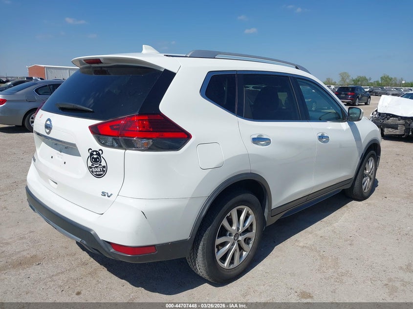 2017 Nissan Rogue Sv