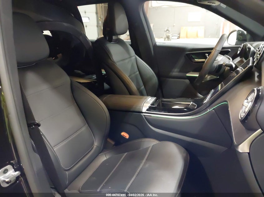 2025 MERCEDES-BENZ GLC 300 2.0L I-4 DI, DOHC, V(VIN: W1NKM4HB0SF401759