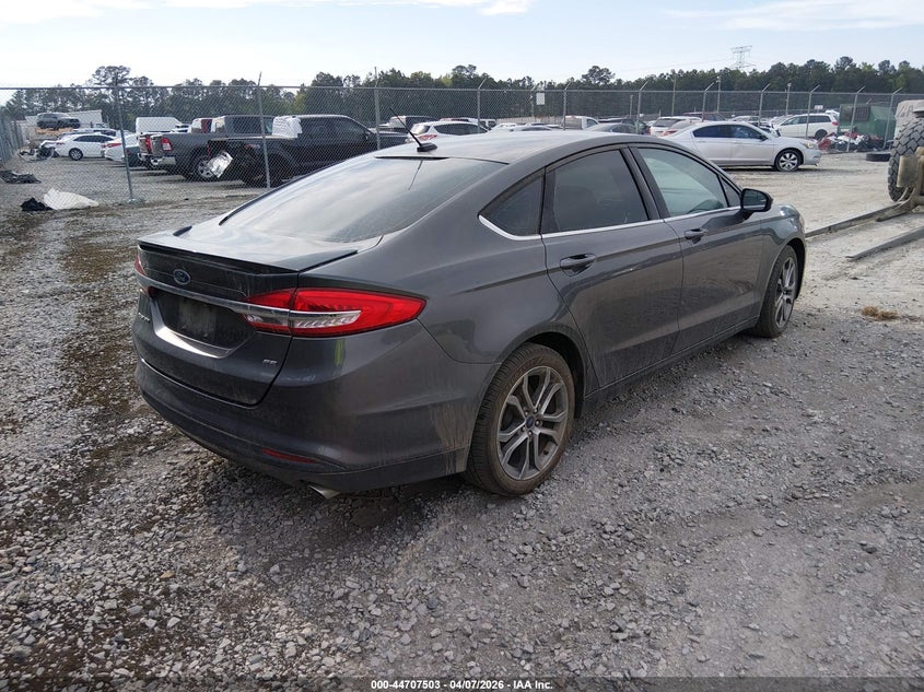 Vin: 3fa6p0h7xhr335825, lot: 45204634, ford fusion se 20174