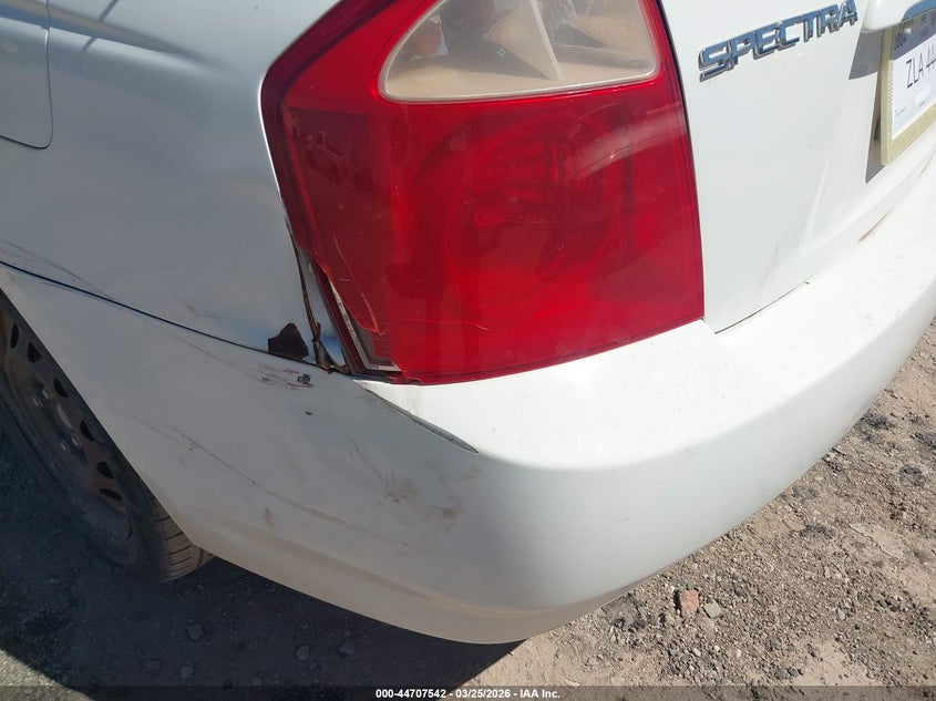 2004 Kia Spectra Ex/Lx VIN: KNAFE121445025738 Lot: 44707542