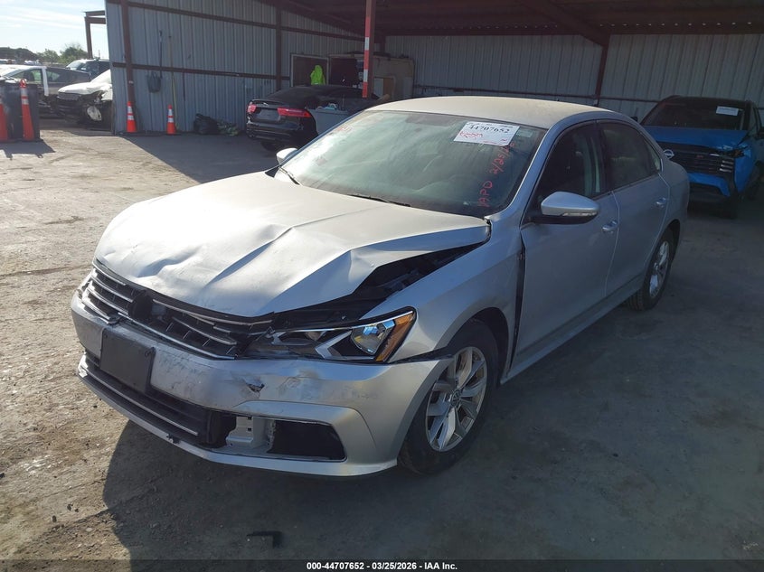 2017 Volkswagen Passat 1.8T S