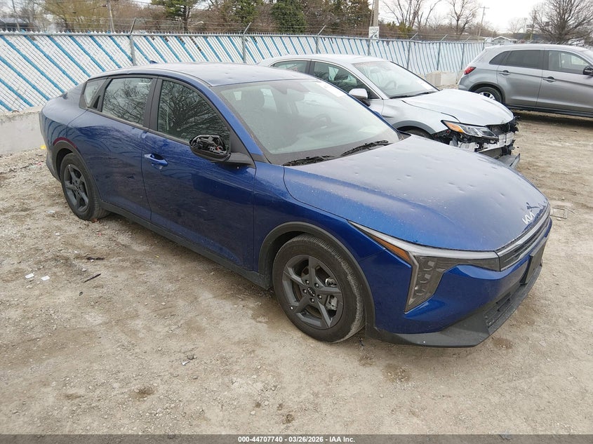 2025 KIA K4 LXS