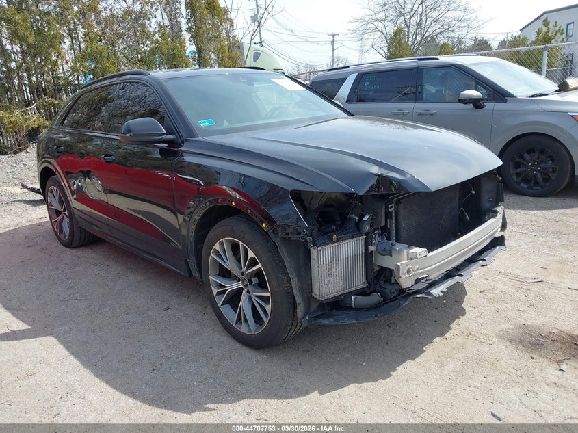 WA1AVAF14MD007991 AUDI Q8 Photo 1