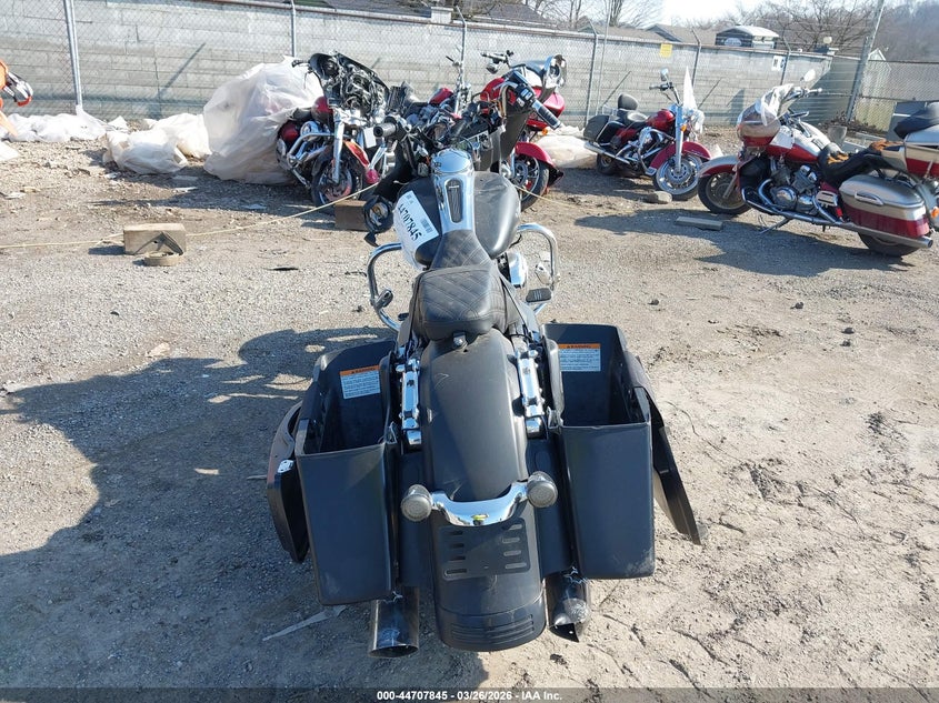 2012 Harley-Davidson Flhx Street Glide VIN: 1HD1KBM18CB677446 Lot: 44707845