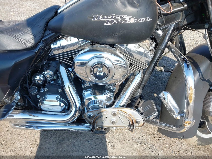 2012 Harley-Davidson Flhx Street Glide VIN: 1HD1KBM18CB677446 Lot: 44707845