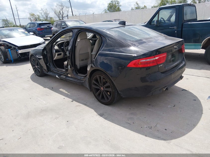 2017 Jaguar Xe 35T Prestige