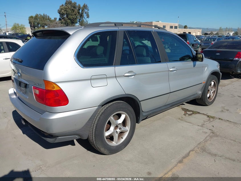 2002 BMW X5 4.4I