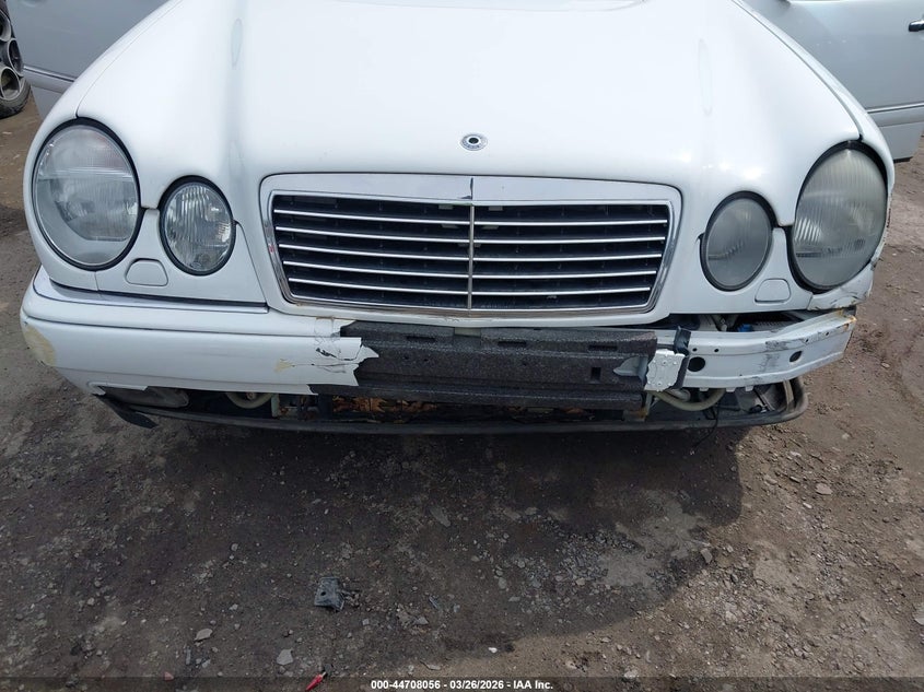 1998 Mercedes-Benz E430 VIN: WDB2100702A625772 Lot: 44708056