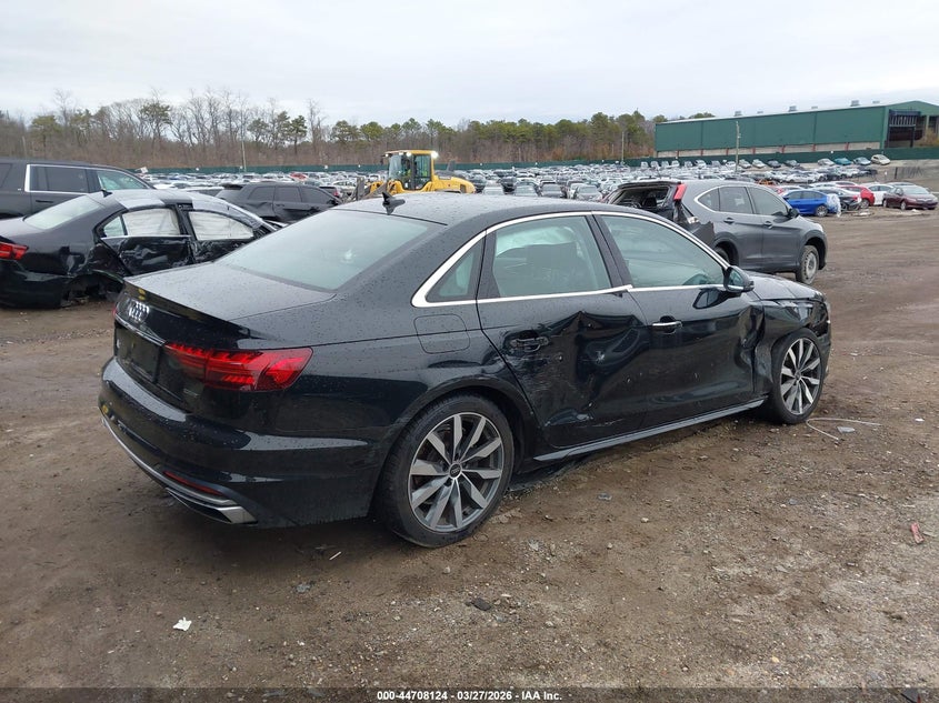 2022 Audi A4 Premium 40 Tfsi Quattro S Tronic