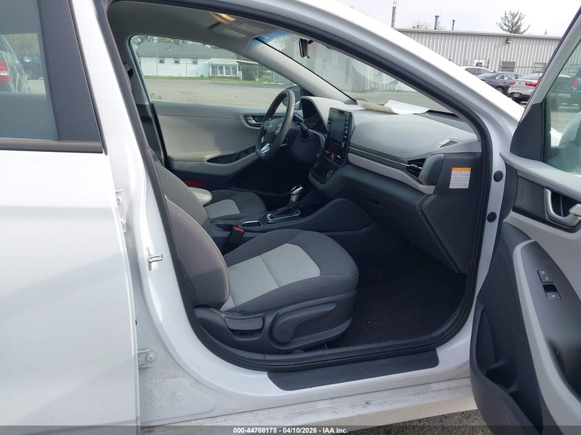 2020 Hyundai Ioniq Hybrid Blue