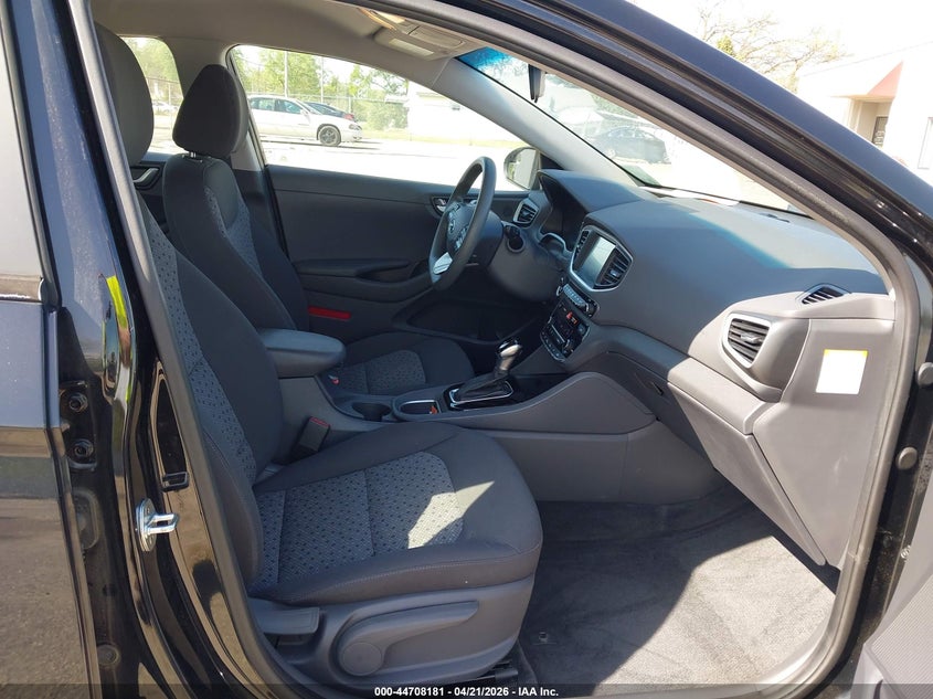 2019 Hyundai Ioniq Hybrid Blue