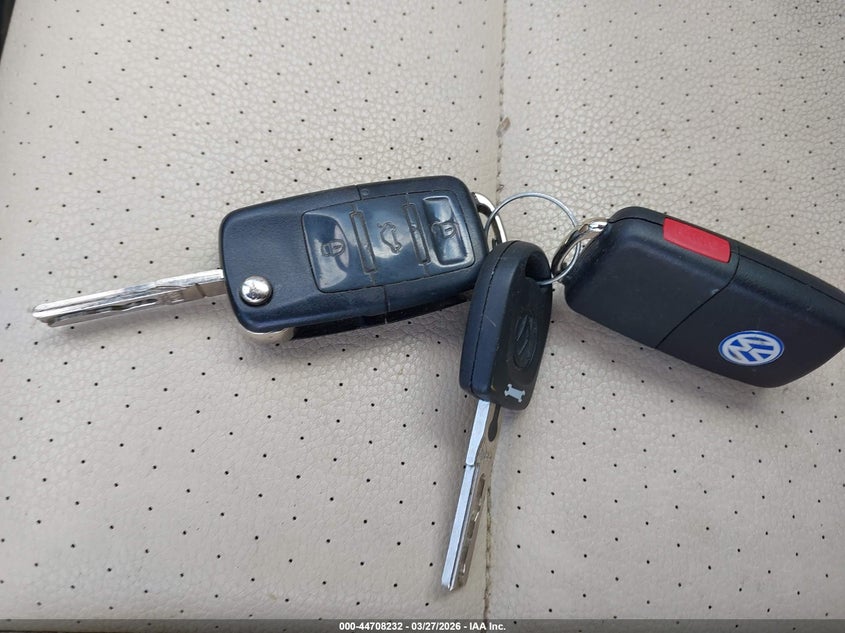 2009 Volkswagen Eos Komfort VIN: WVWBA71FX9V023092 Lot: 44708232