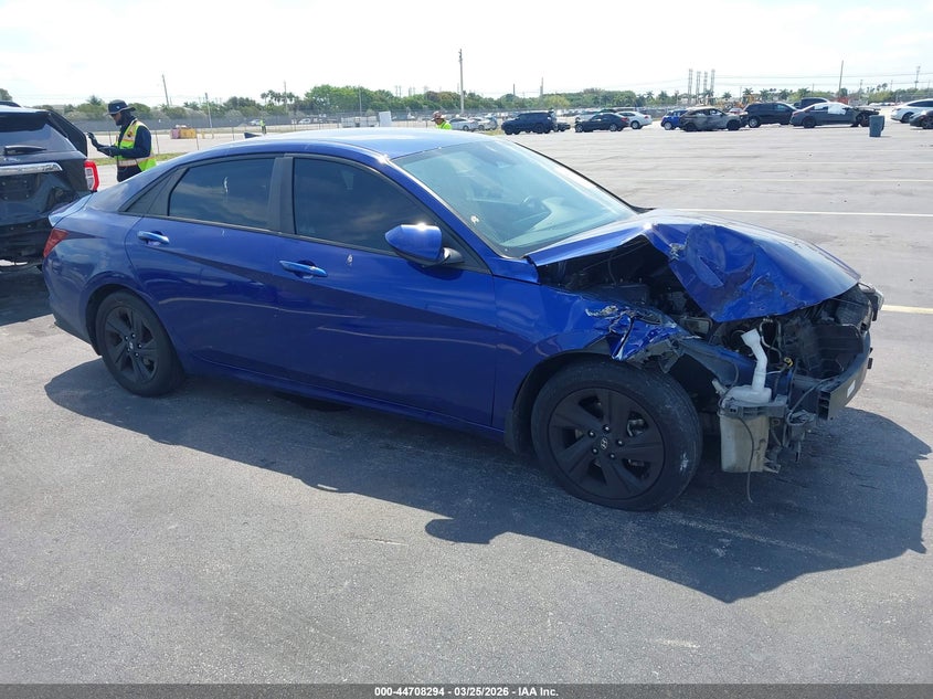 2022 Hyundai Elantra Sel