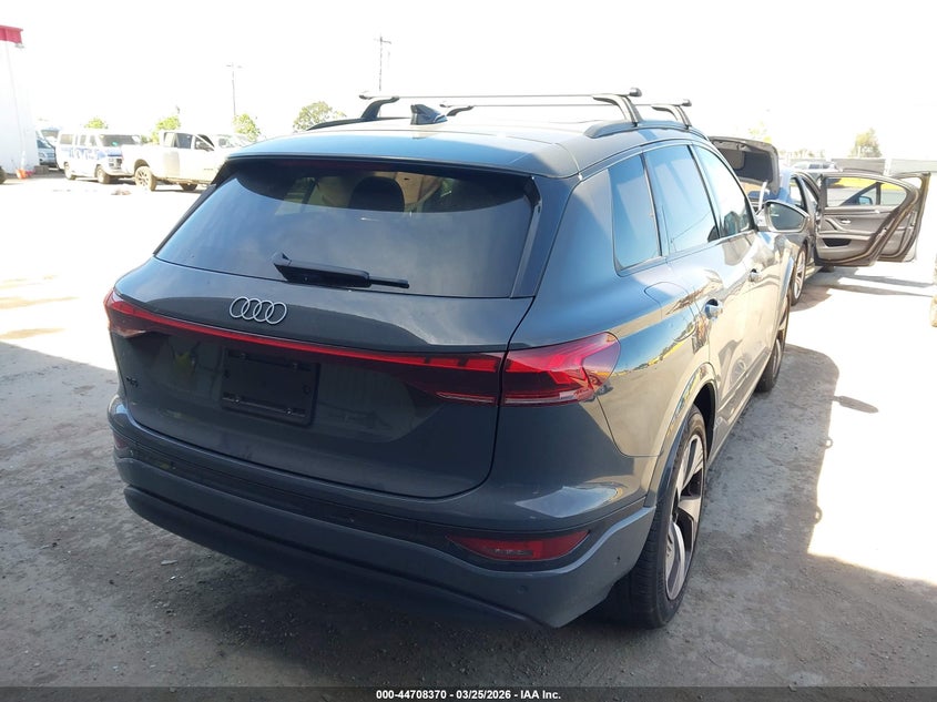 Vin: wa124bgf9sa015073, lot: 45205501, audi q6 e-tron premium plus quattro 20254