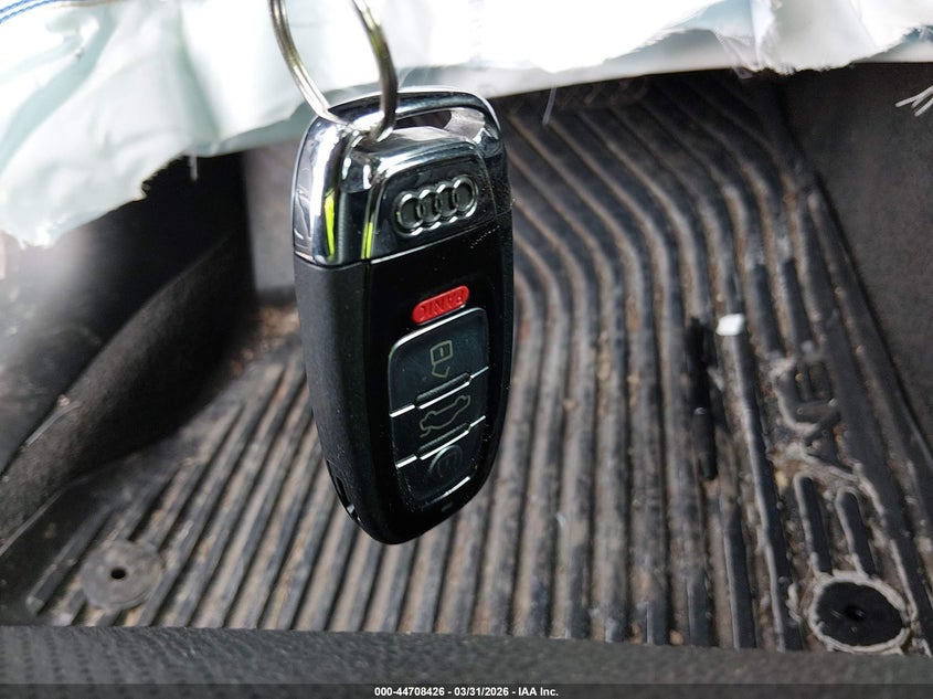 2013 Audi A8 L 4.0T VIN: WAUR2AFD9DN024711 Lot: 44708426