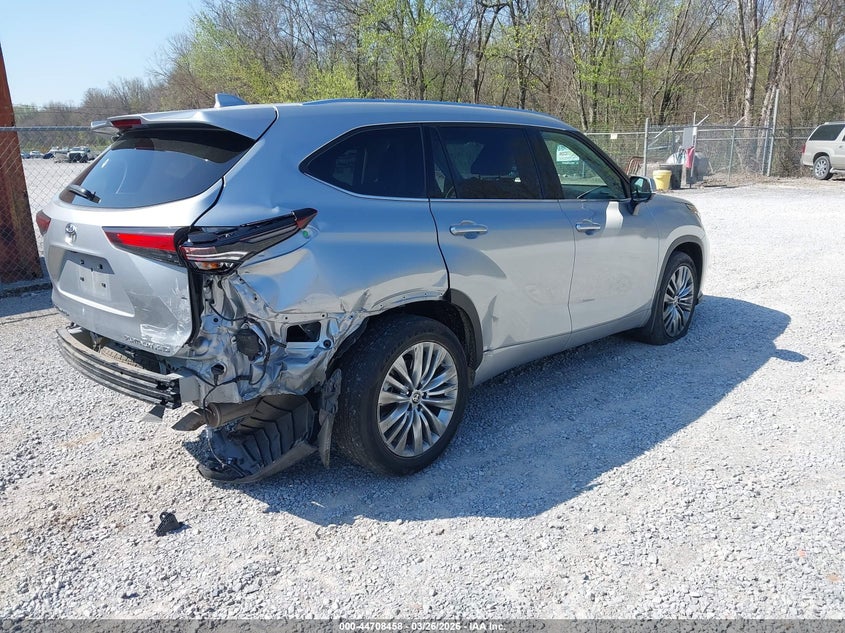 2024 Toyota Highlander Platinum