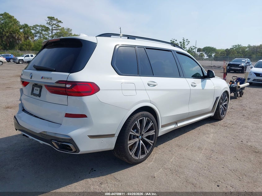 2022 BMW X7 M50I