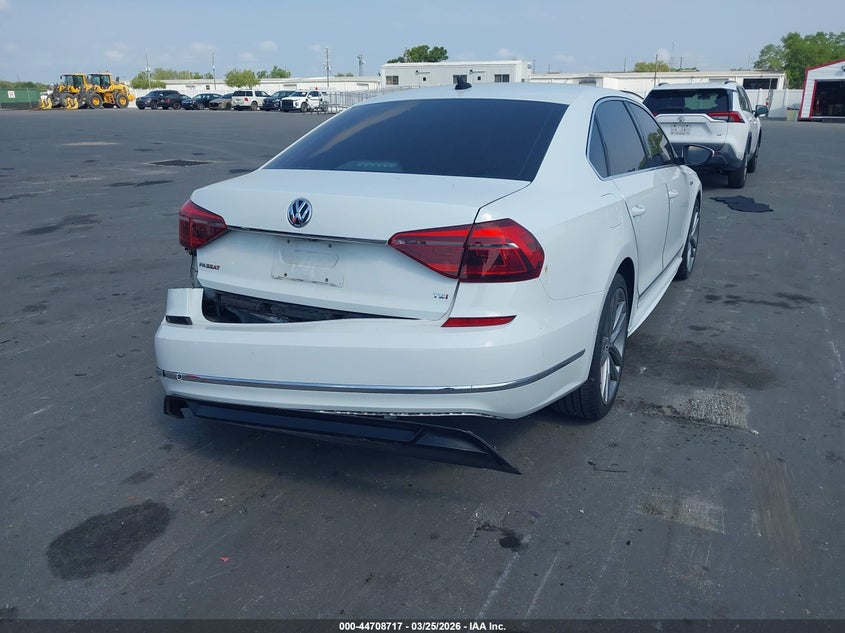 2017 Volkswagen Passat 1.8T R-Line