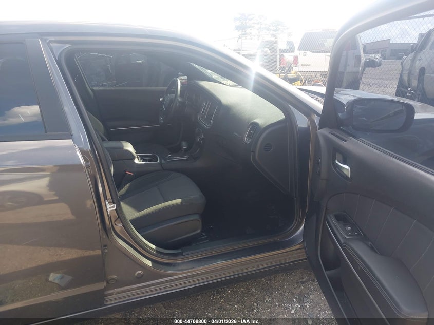 2019 Dodge Charger Sxt Rwd