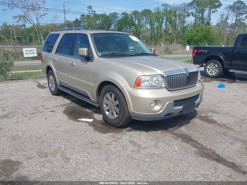 2004 Lincoln Navigator