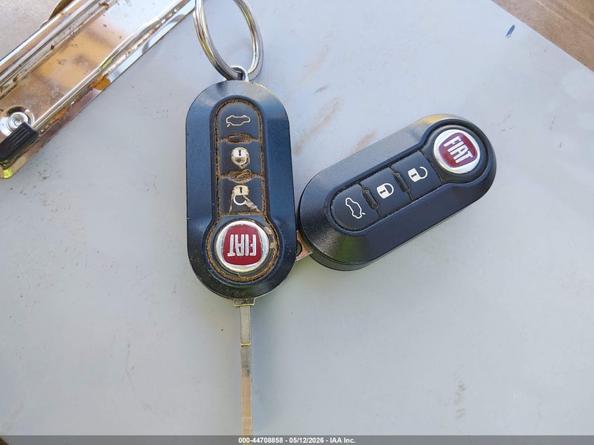 2015 FIAT 500 HATCHBACK 1.4L I-4 VVT, 101HP