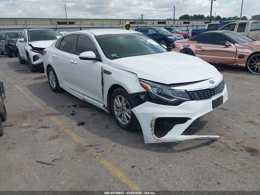 2019 Kia Optima Lx