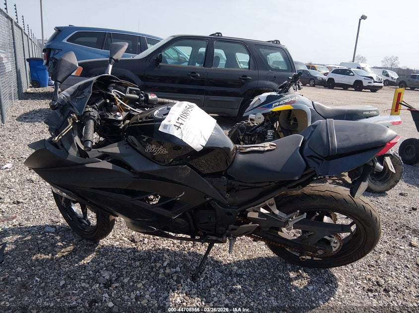 2013 Kawasaki Ex300 A VIN: JKAEX8A15DDA13409 Lot: 44708956