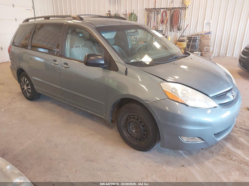 2006 Toyota Sienna Le