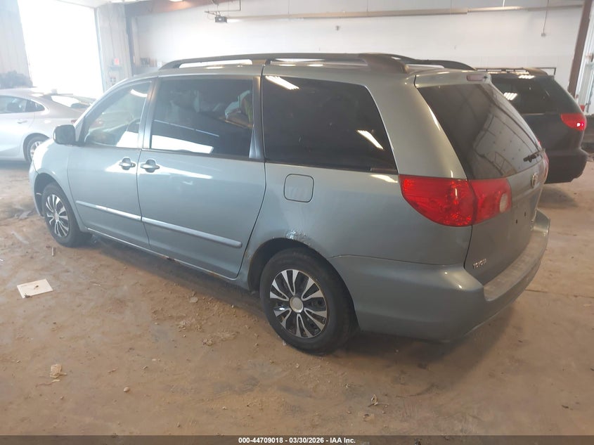 2006 Toyota Sienna Le