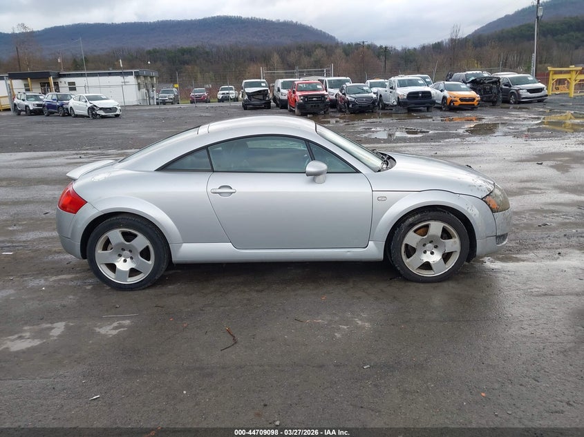 2003 Audi Tt 1.8L VIN: TRUWT28N031016474 Lot: 44709098