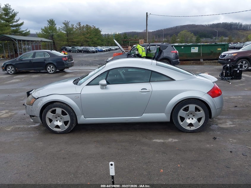 2003 Audi Tt 1.8L VIN: TRUWT28N031016474 Lot: 44709098