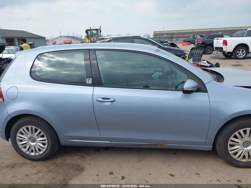 2010 Volkswagen Golf 2-Door VIN: WVWBB7AJXAW287798 Lot: 44709142