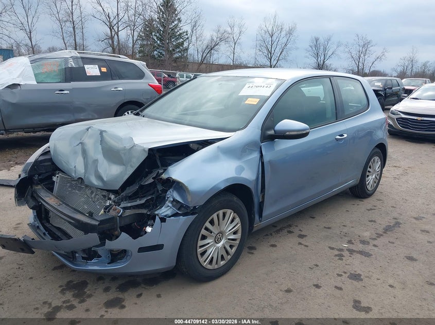 2010 Volkswagen Golf 2-Door