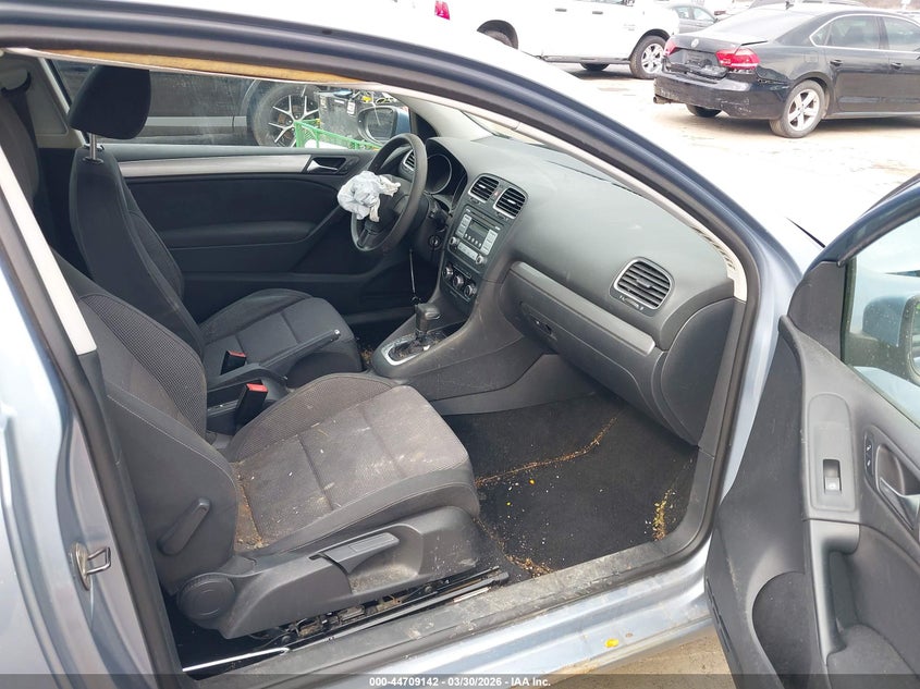 2010 Volkswagen Golf 2-Door