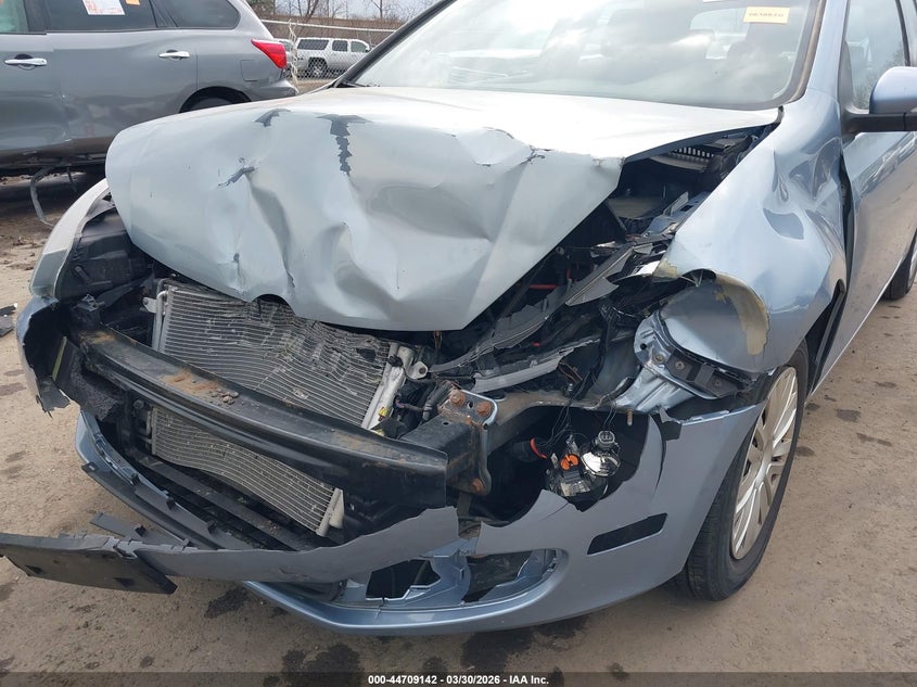 2010 Volkswagen Golf 2-Door VIN: WVWBB7AJXAW287798 Lot: 44709142