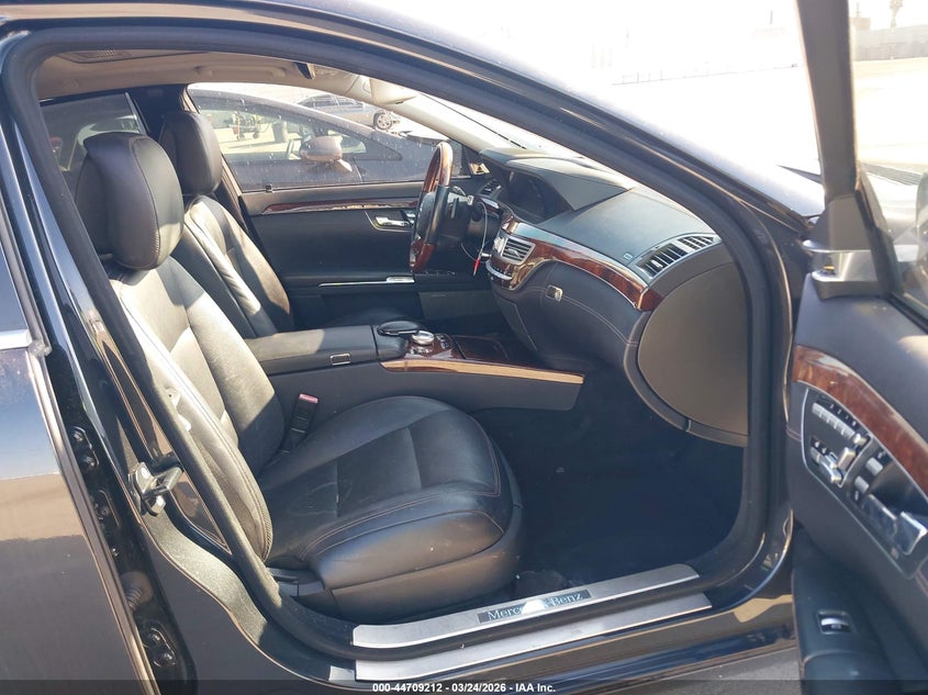 2012 Mercedes-Benz S 550