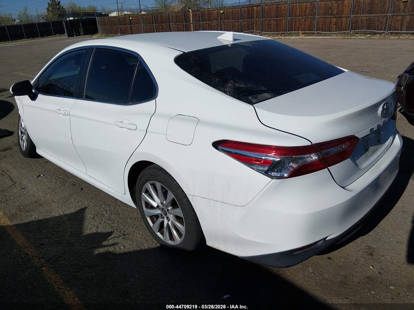 2020 Toyota Camry Le