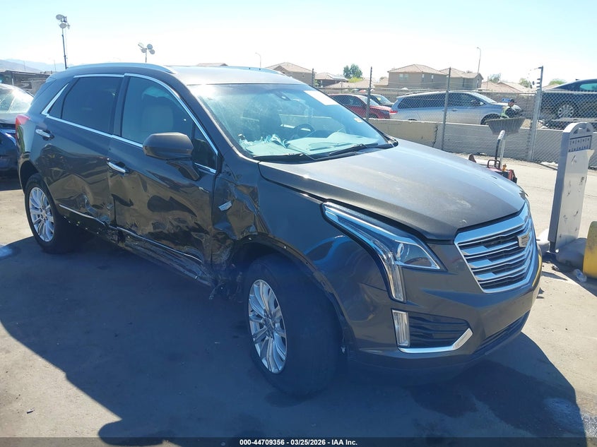 2019 Cadillac Xt5 Standard