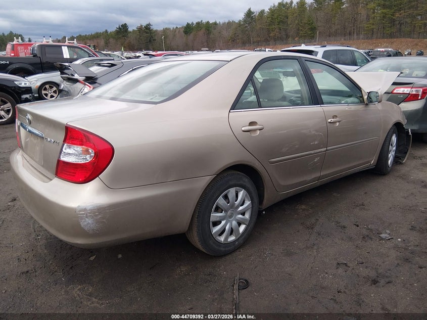 2004 Toyota Camry Le