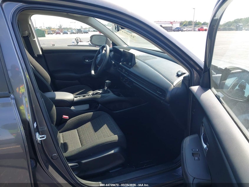 VIN 3CZRZ1H36SM729941 2025 HONDA HR-V 2WD LX
