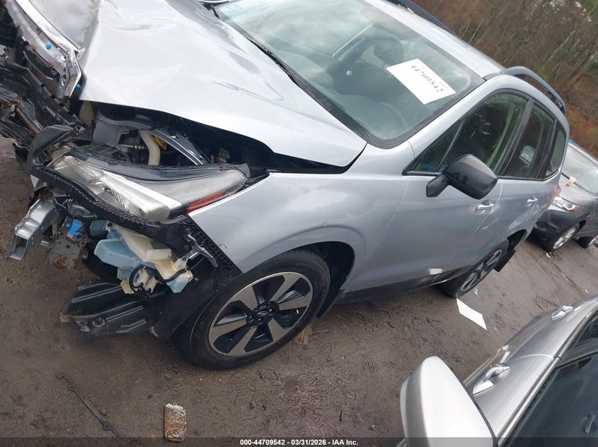 JF2SJABC7HH468342 2017 Subaru Forester 2.5i photo 1