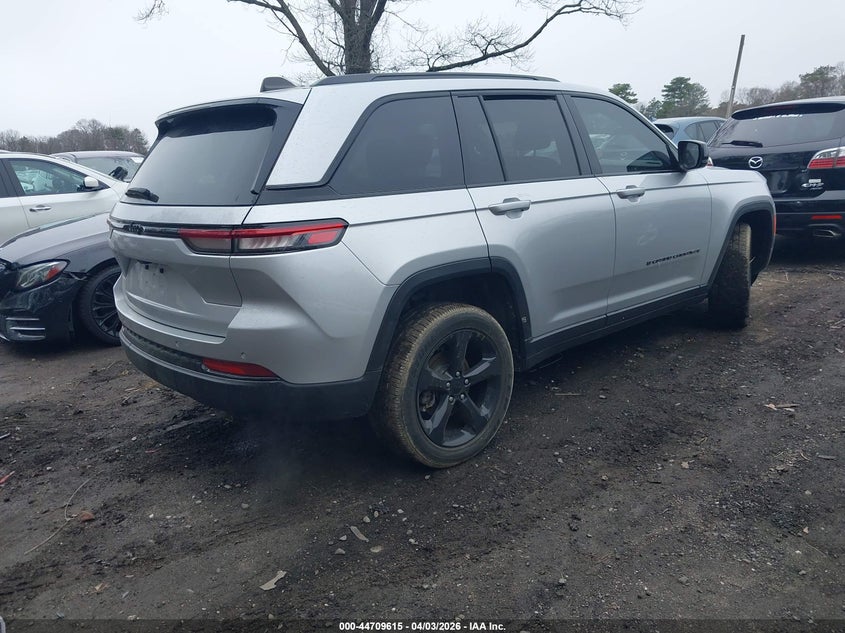 2023 Jeep Grand Cherokee Altitude 4X2