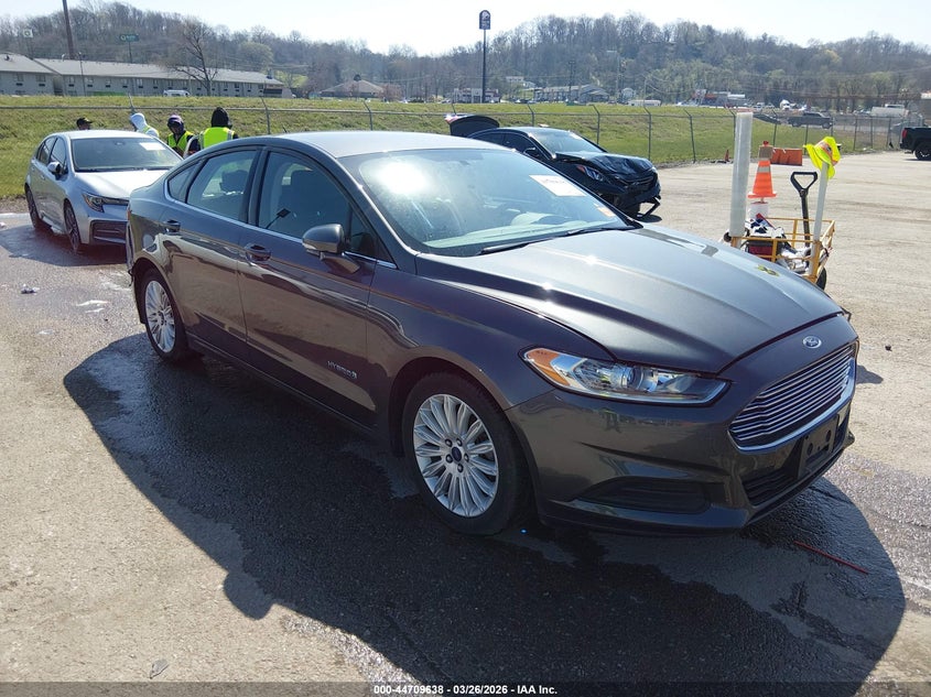 2015 Ford Fusion Hybrid Se