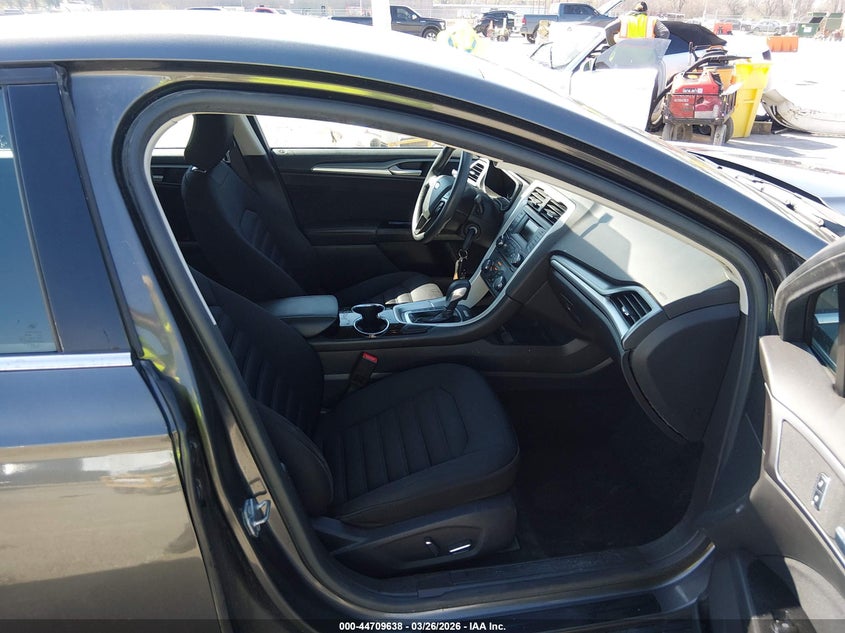 2015 Ford Fusion Hybrid Se