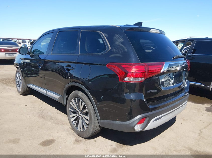 2019 Mitsubishi Outlander Se