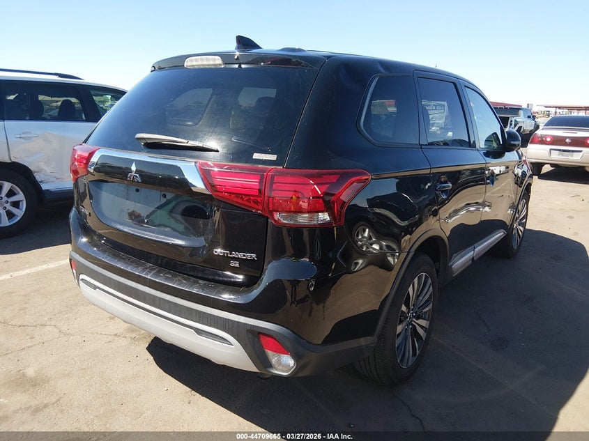 2019 Mitsubishi Outlander Se