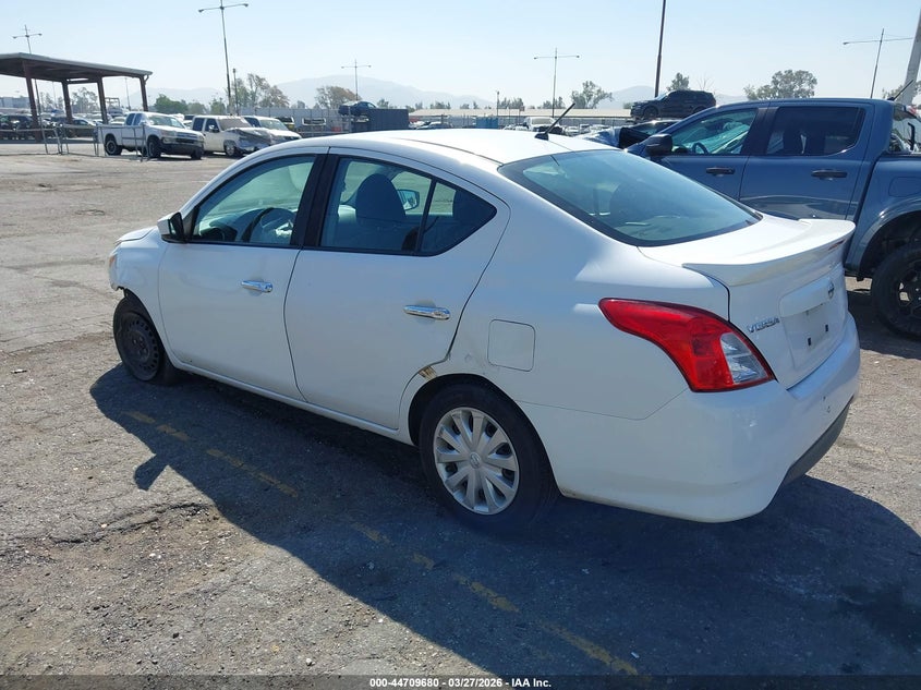 2017 Nissan Versa 1.6 Sv