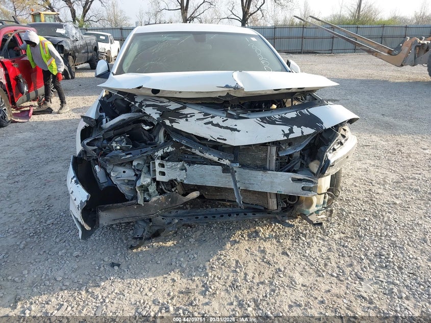 2018 CHEVROLET MALIBU auction photo 6
